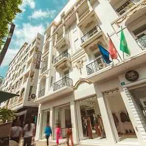 Carlton Tunis